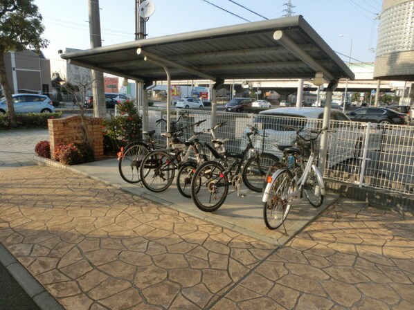 ウエスト ウッド アベニューの物件内観写真